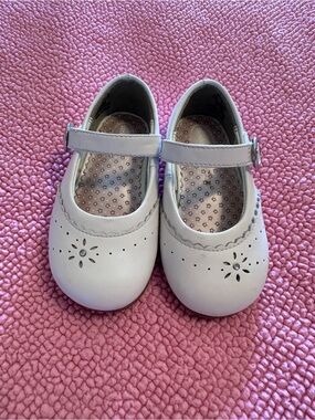 Stride Rite White Girls Mary Jane Dress Shoes